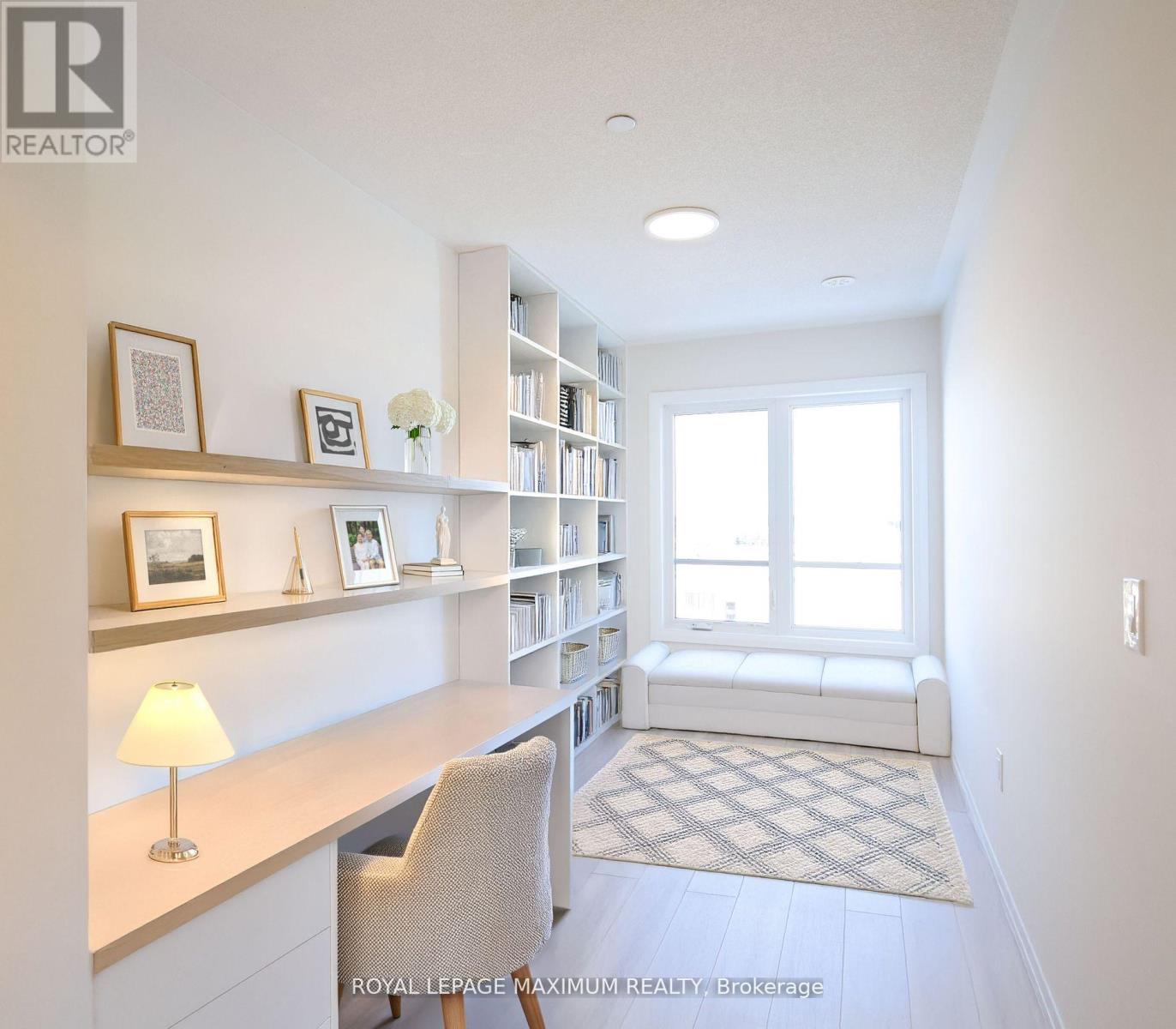 Photo 17 of 1 11 Baynes Way N, Bradford West Gwillimbury ON