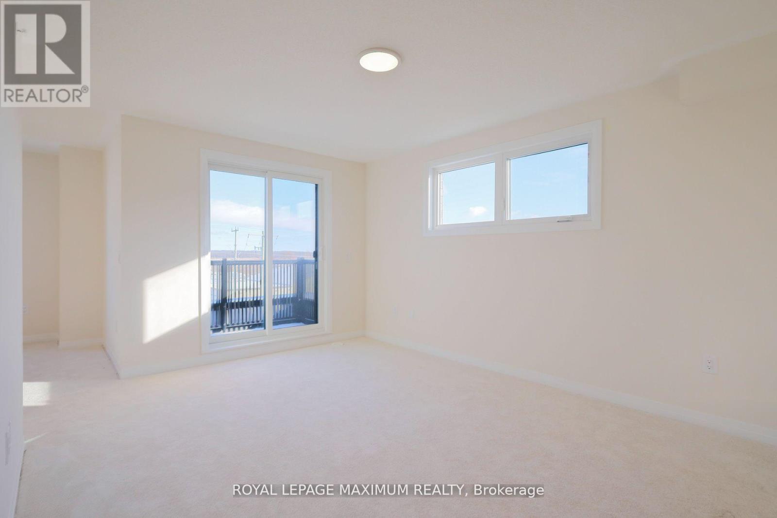 Photo 26 of 1 11 Baynes Way N, Bradford West Gwillimbury ON