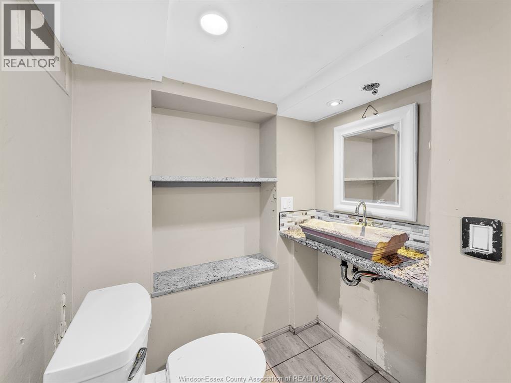 Photo 25 of 1137 Bruce Avenue, Windsor ON