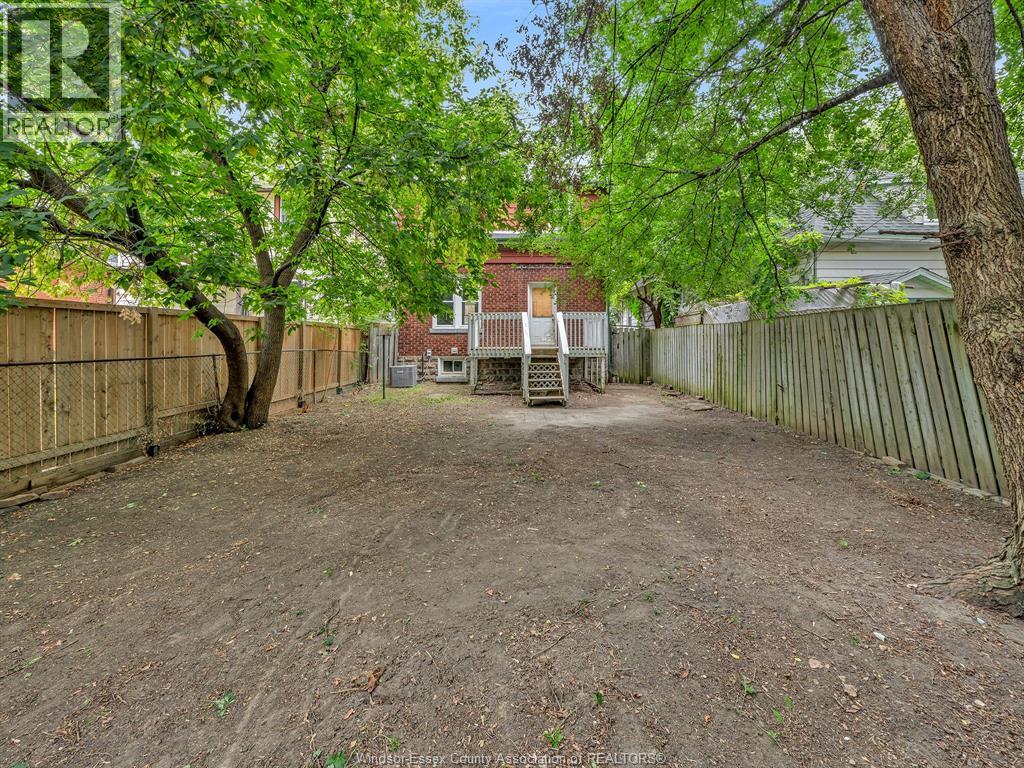 Photo 29 of 1137 Bruce Avenue, Windsor ON