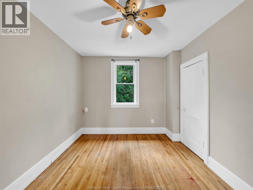 Photo 14 of 1137 Bruce Avenue, Windsor ON