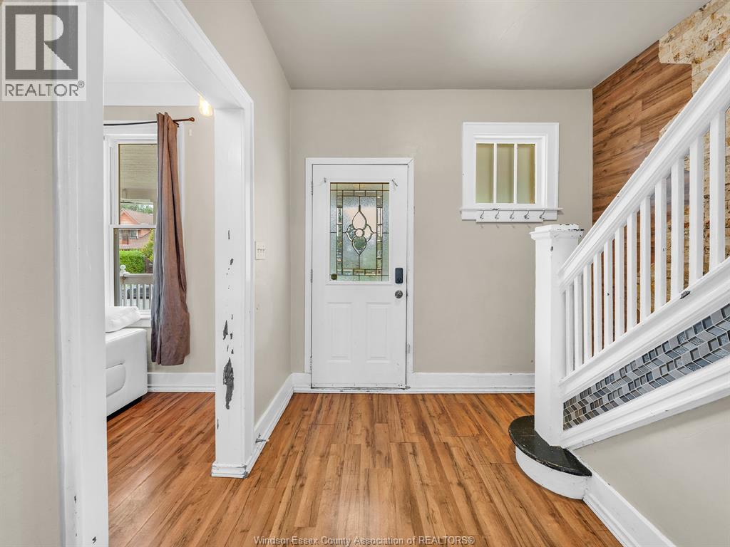 Photo 5 of 1137 Bruce Avenue, Windsor ON