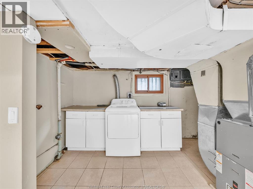 Photo 22 of 1137 Bruce Avenue, Windsor ON