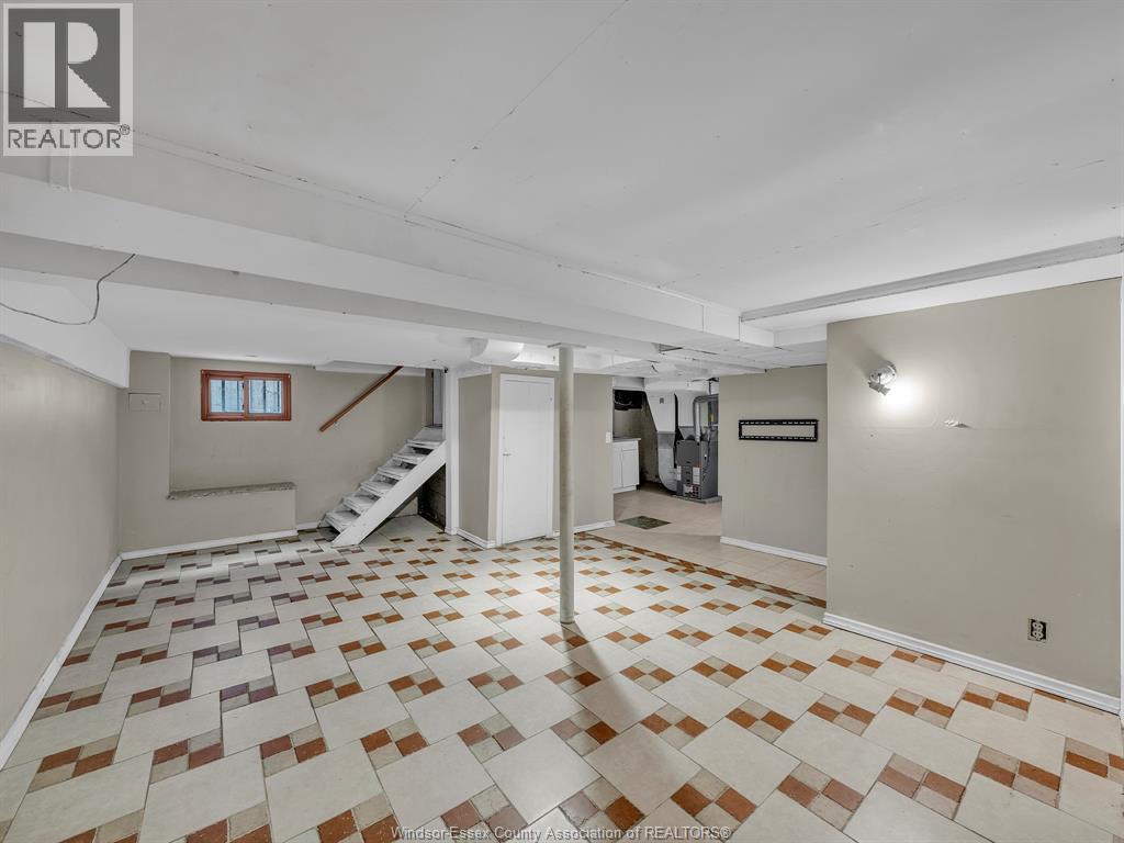 Photo 21 of 1137 Bruce Avenue, Windsor ON