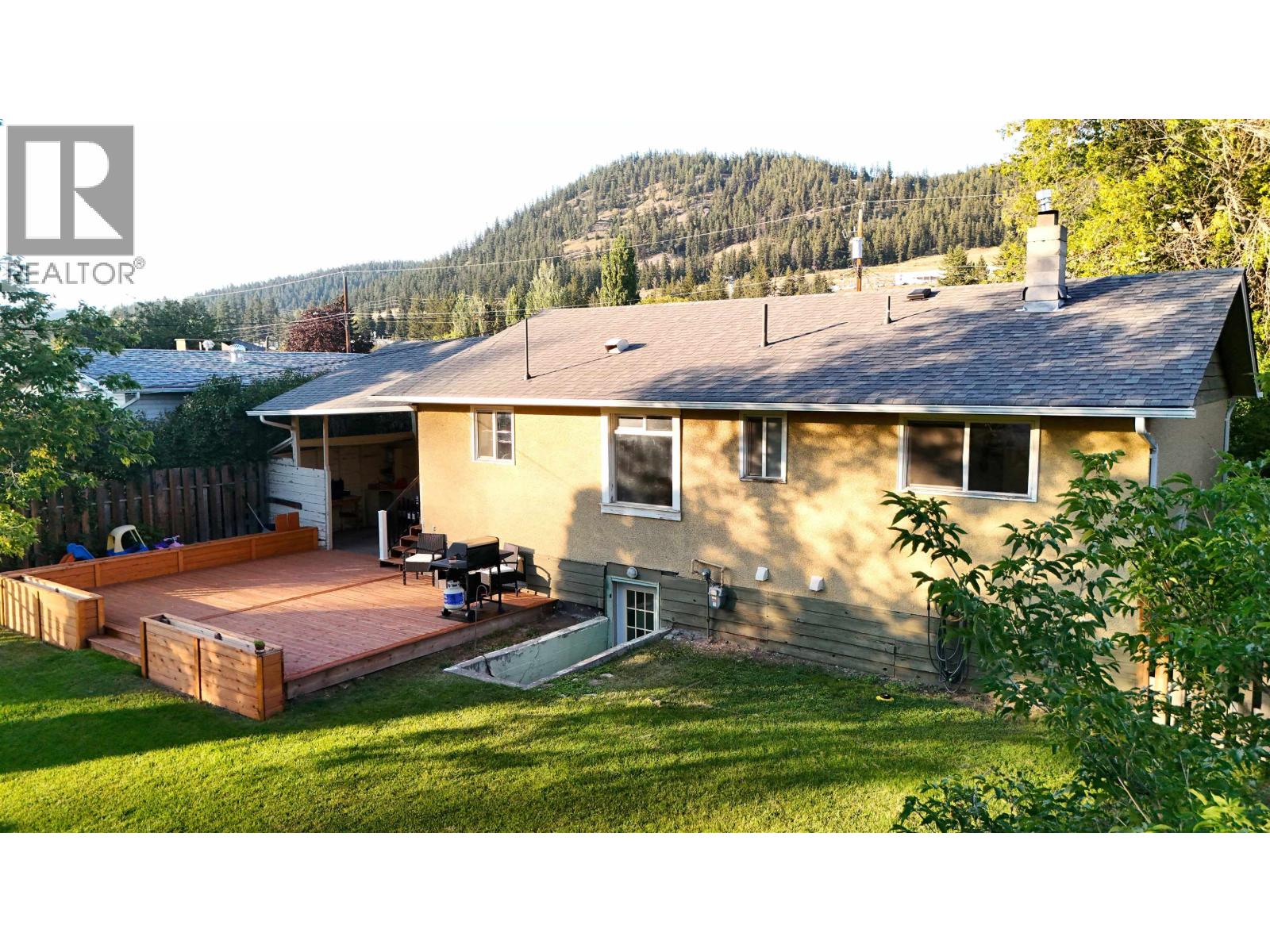 Photo 18 of 741 N Ninth Avenue, Williams Lake BC