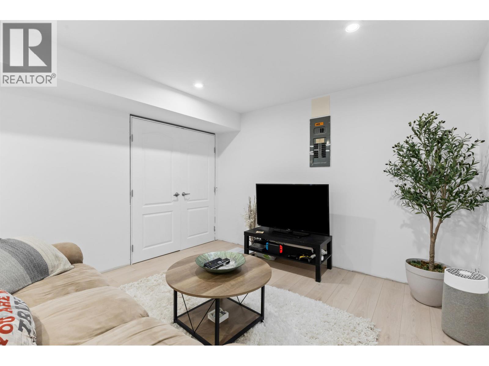 Photo 27 of 741 N Ninth Avenue, Williams Lake BC