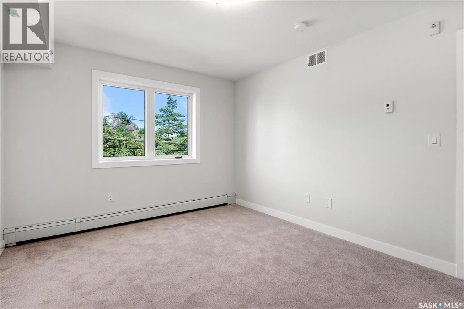 Photo 18 of 209 318 108th Street W, Saskatoon SK