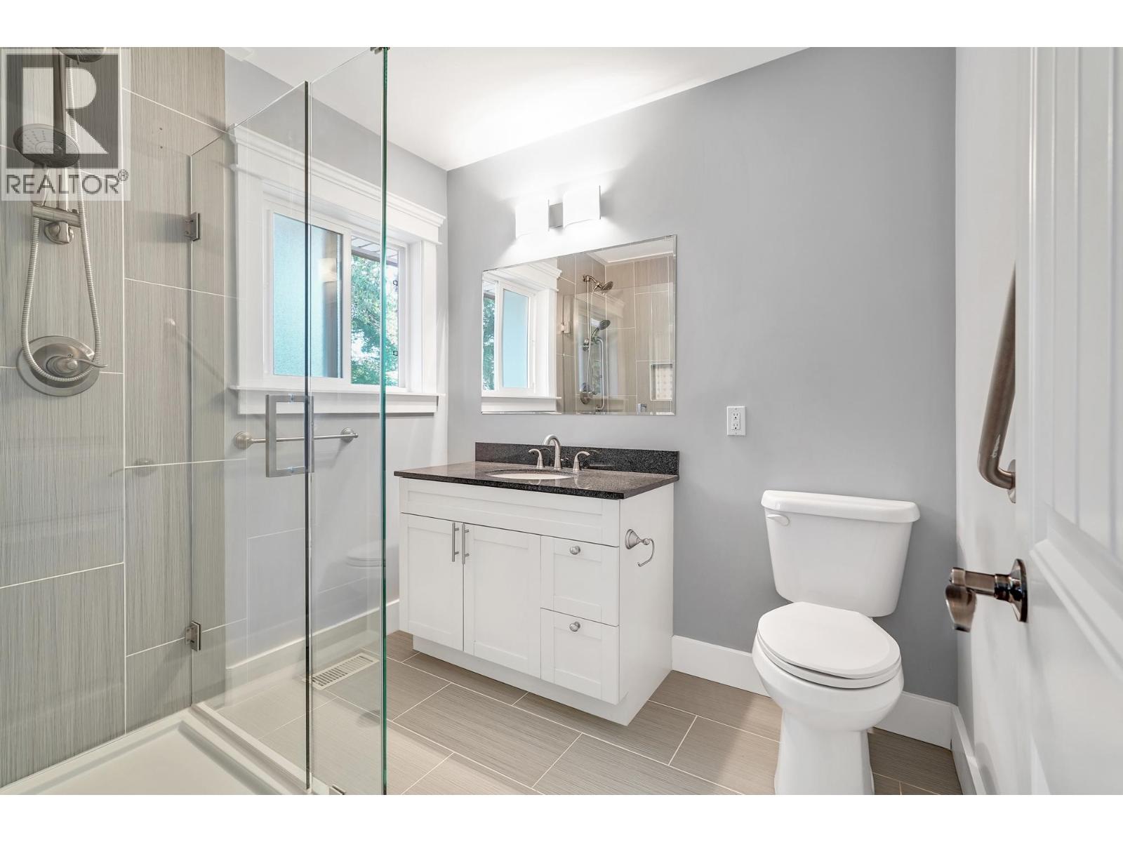 Photo 8 of 5290 Upland Drive, Delta BC