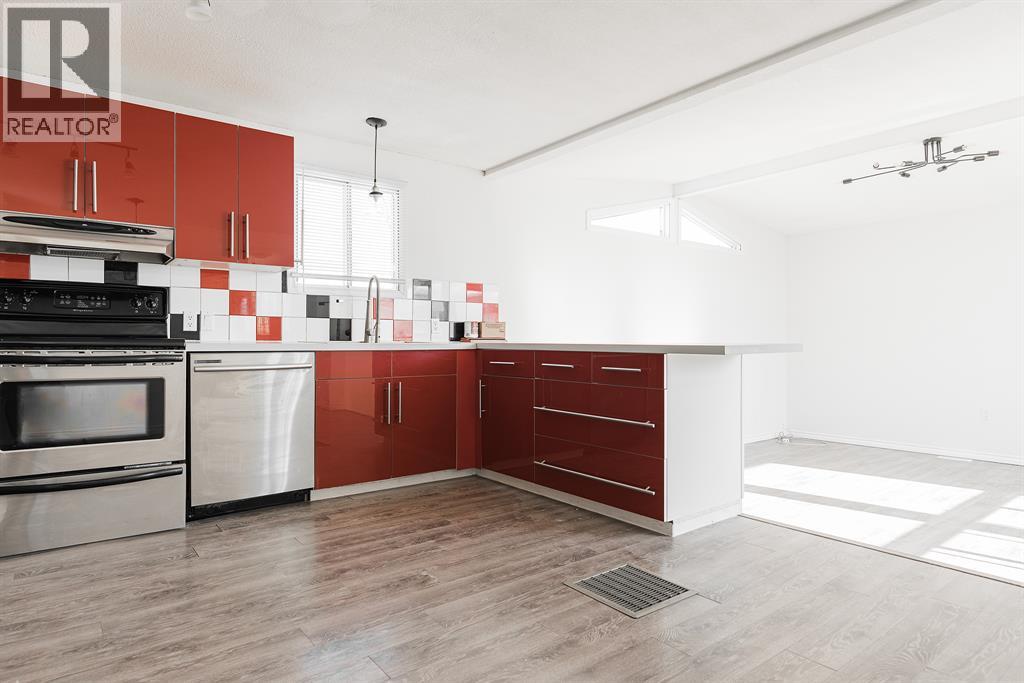 Photo 5 of 232 Caouette Crescent, Fort Mcmurray AB