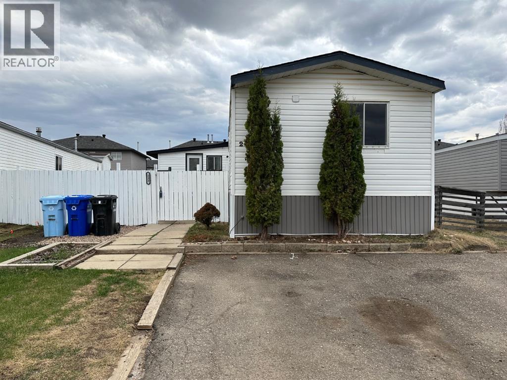 Photo 41 of 232 Caouette Crescent, Fort Mcmurray AB