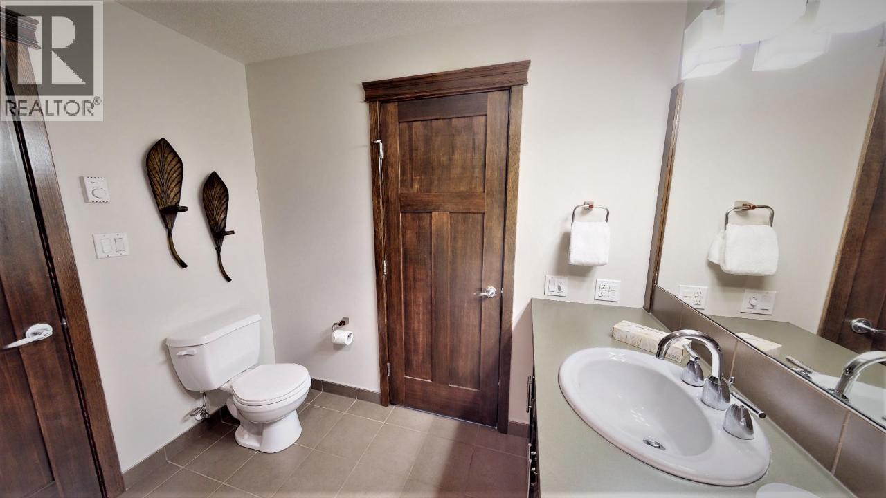 Photo 35 of 700 Bighorn Boulevard Unit 715 D, Radium Hot Springs BC