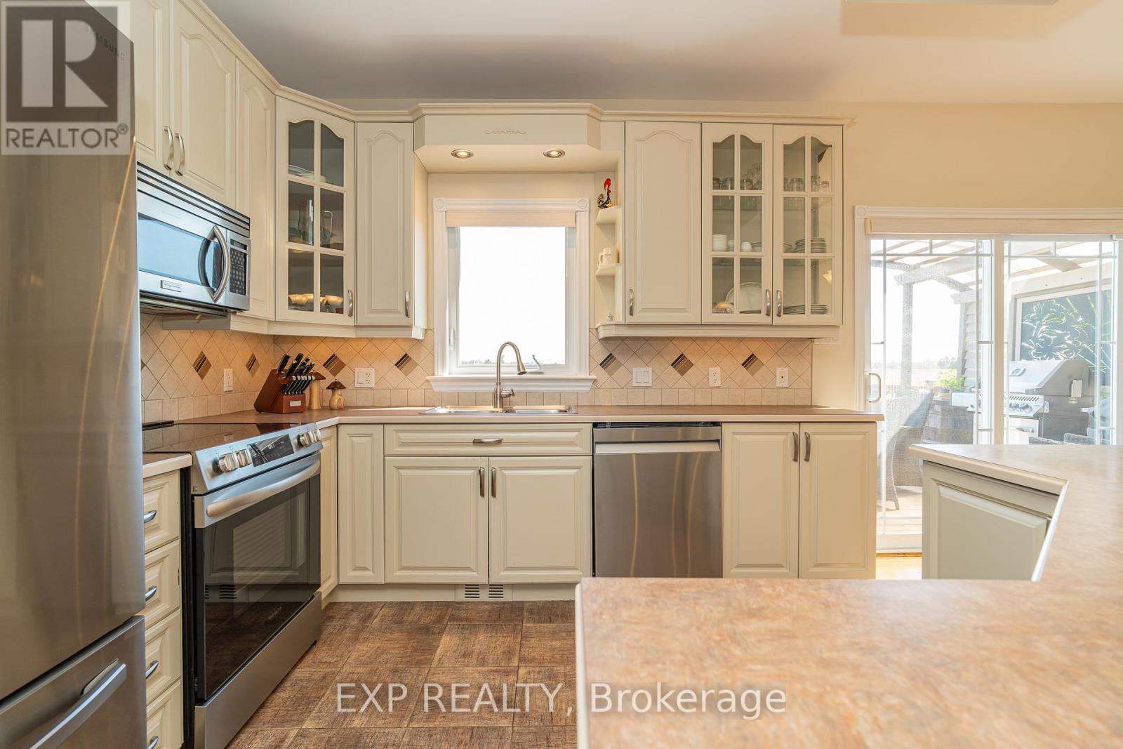Photo 11 of 3403 Gendron Road, Clarencerockland ON