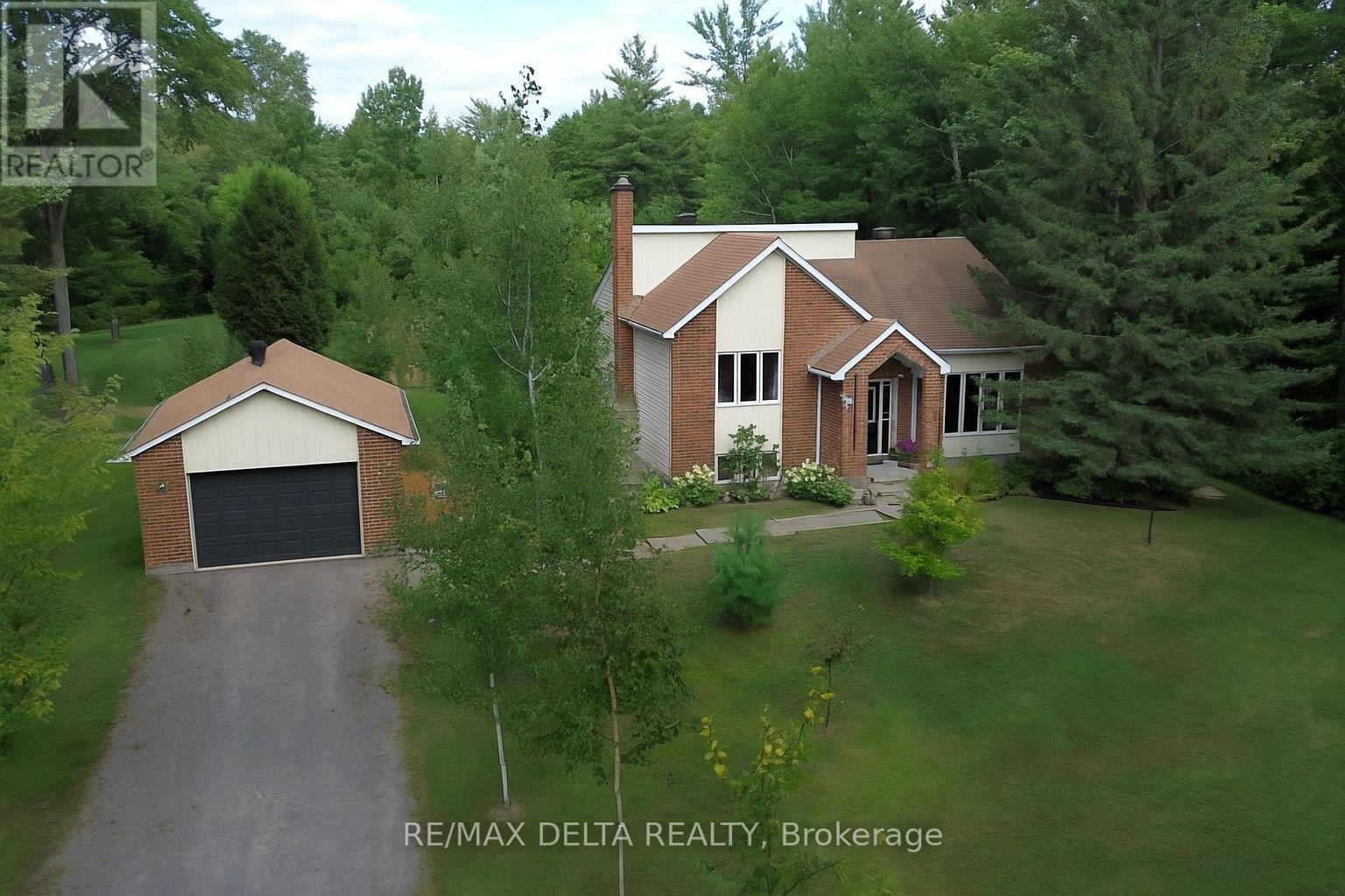 Photo 2 of 286 County Road 19 Road, Alfred And Plantagenet ON