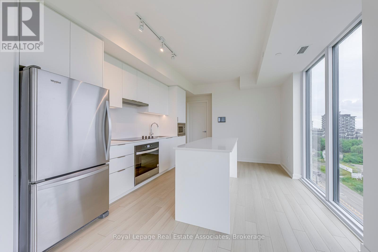 Photo 14 of 903 3079 Trafalgar Road, Oakville ON