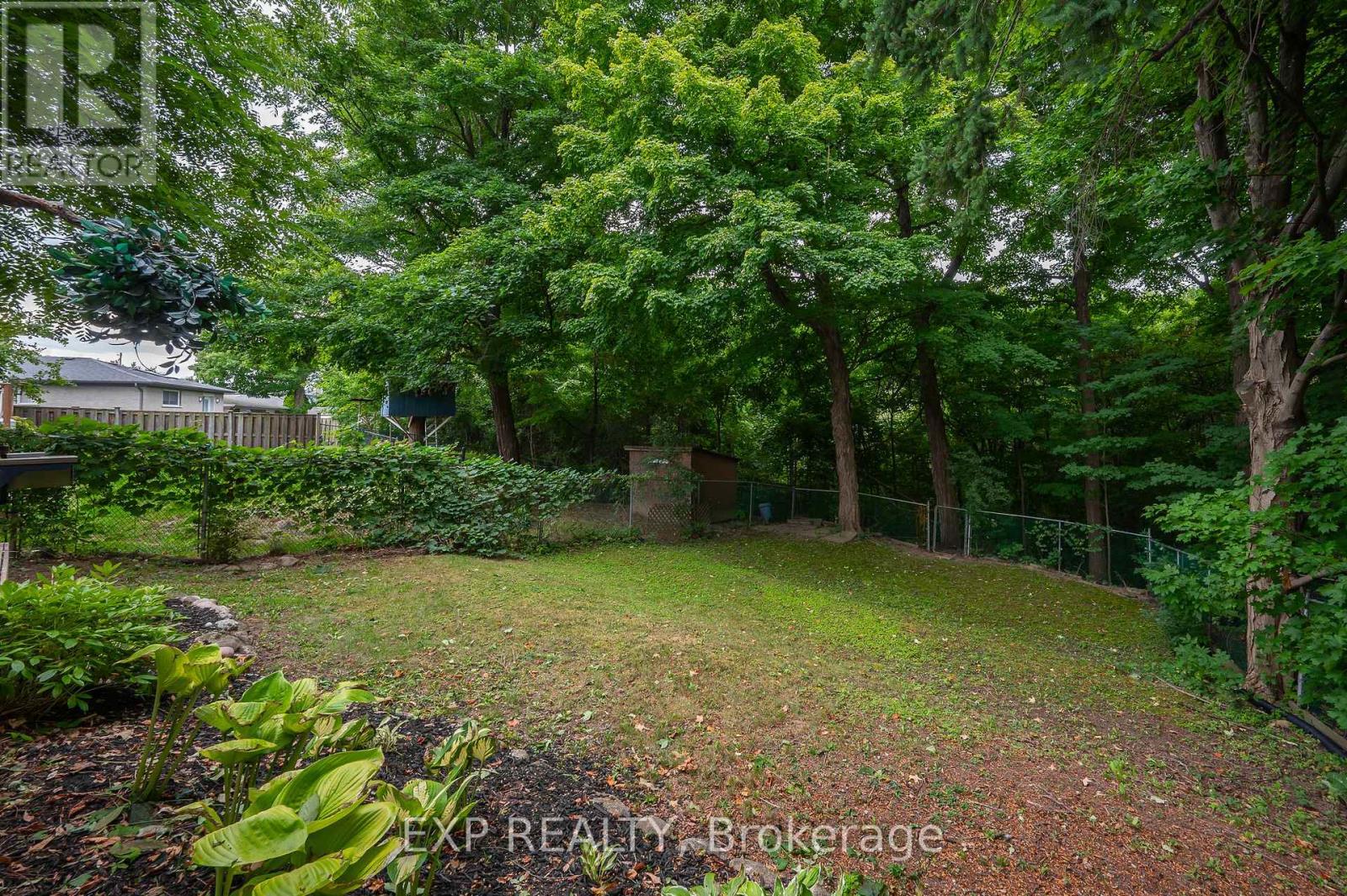 Photo 28 of 338 Delrex Boulevard, Halton Hills ON