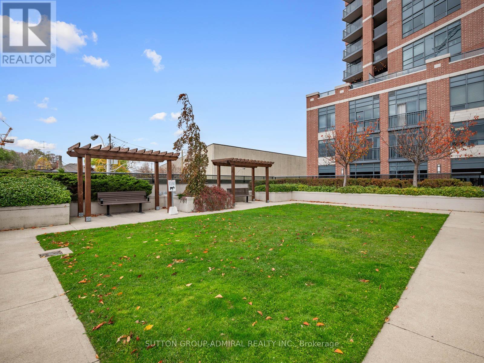 Photo 20 of 1715 60 Heintzman Street, Toronto ON