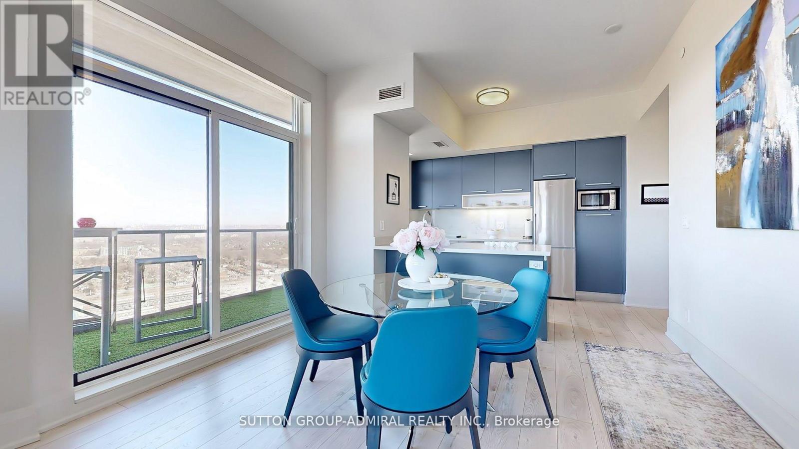 Photo 21 of 4205 36 Park Lawn Road, Toronto ON