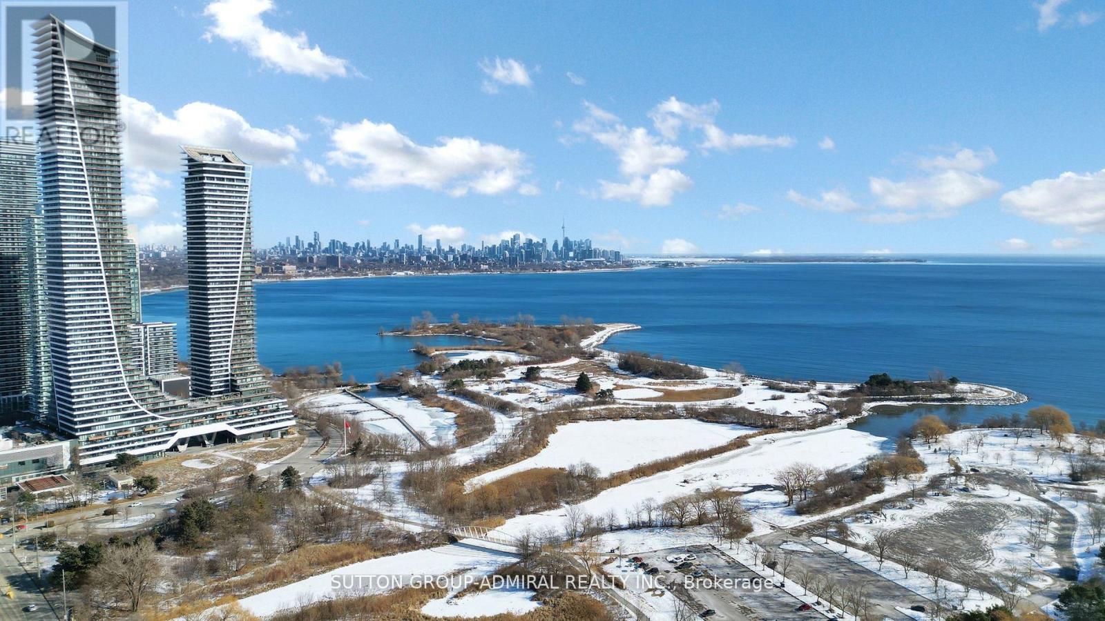Photo 35 of 4205 36 Park Lawn Road, Toronto ON