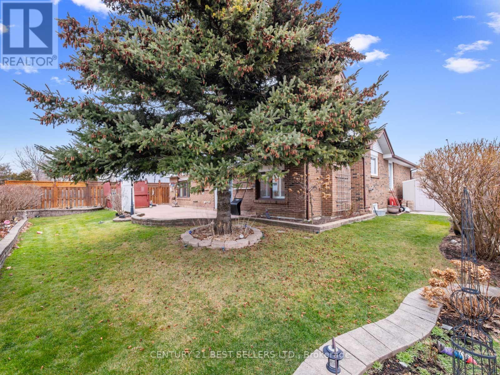 Photo 22 of 15 Blackthorn Lane, Brampton ON