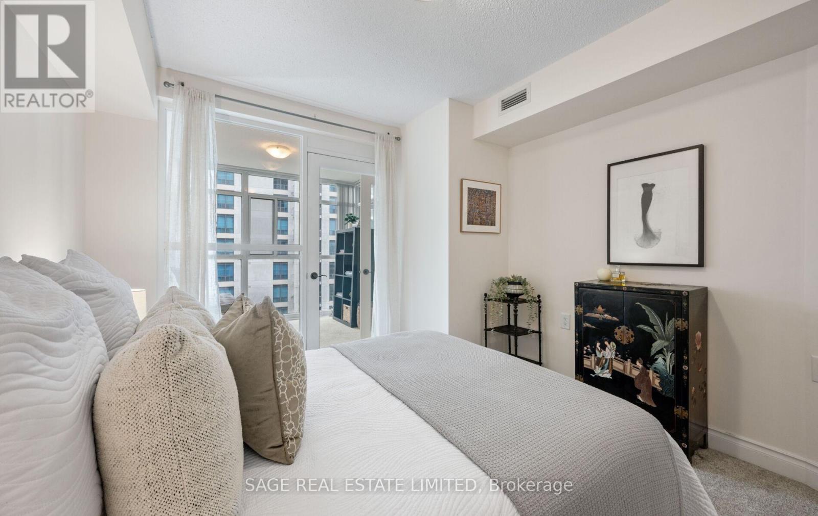 Photo 23 of 1005 3 Marine Parade Drive, Toronto ON