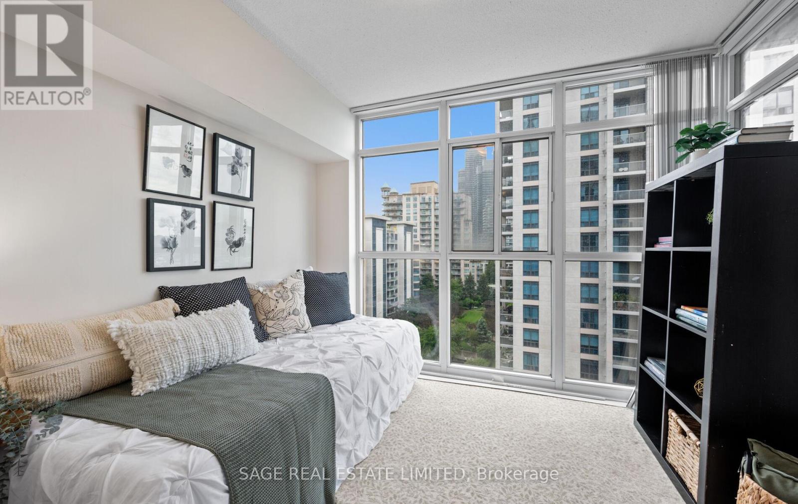 Photo 25 of 1005 3 Marine Parade Drive, Toronto ON