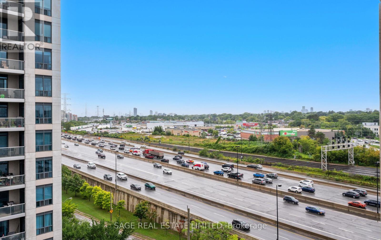 Photo 28 of 1005 3 Marine Parade Drive, Toronto ON