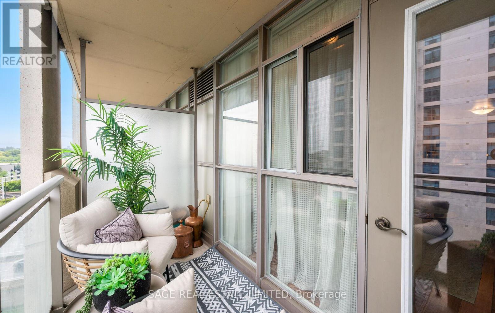 Photo 30 of 1005 3 Marine Parade Drive, Toronto ON