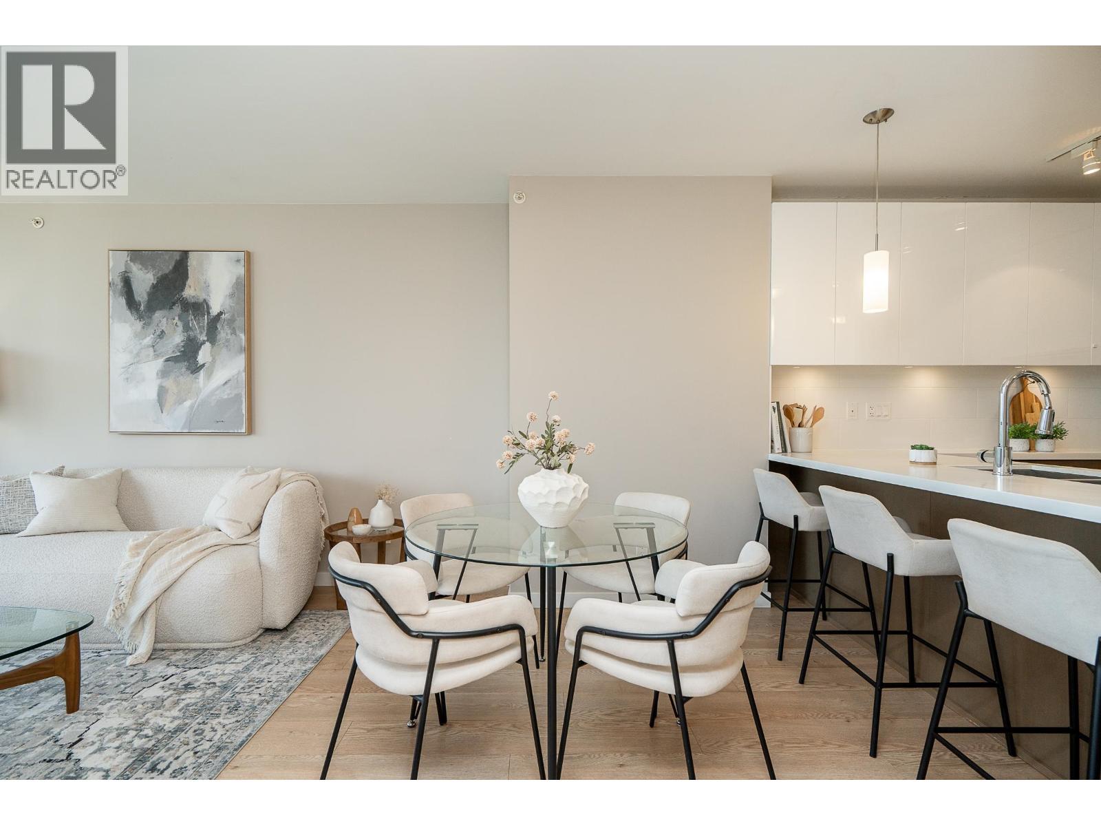 Photo 10 of 2209 3080 Lincoln Avenue, Coquitlam BC