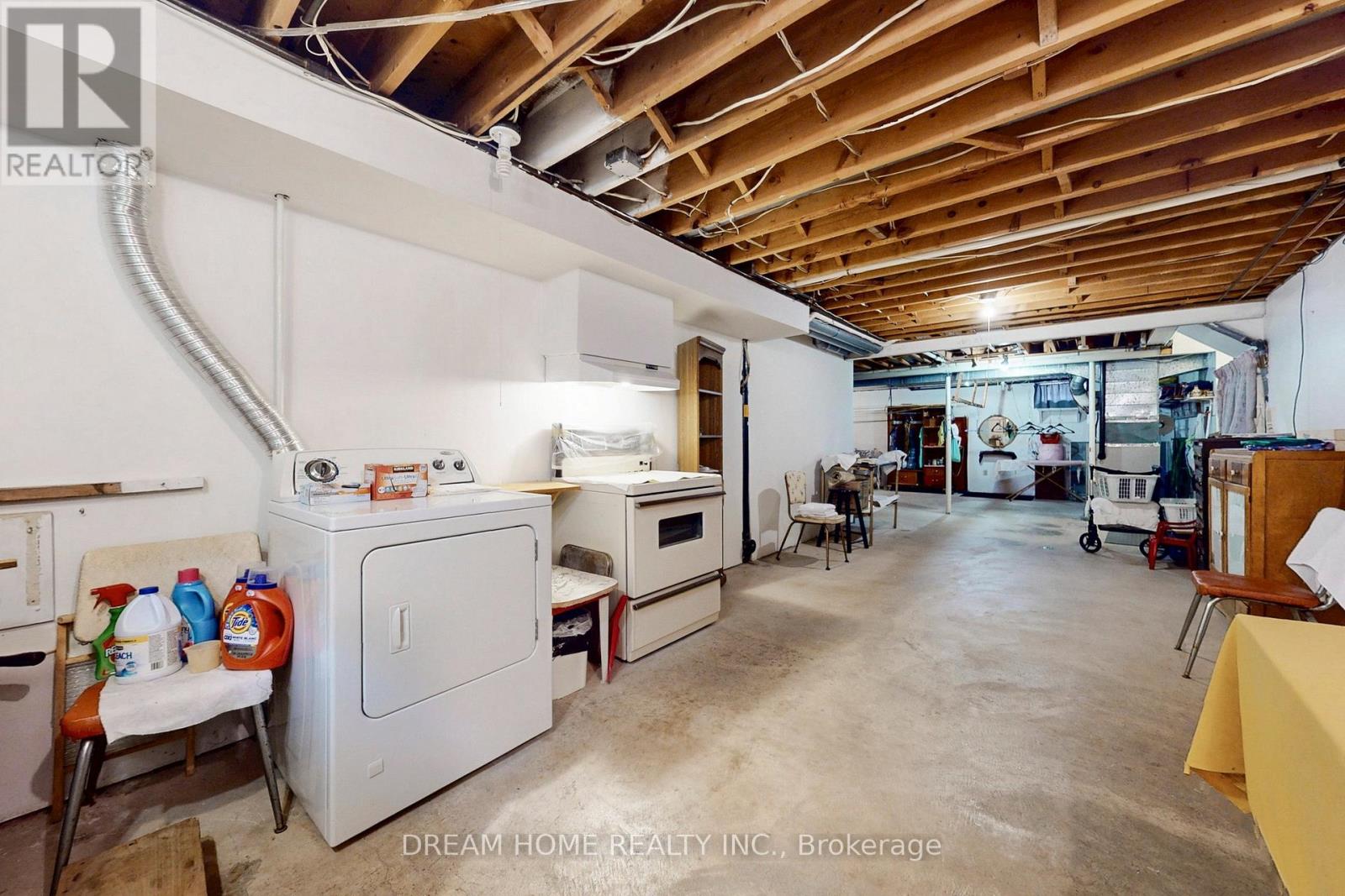Photo 32 of 7737 Mount Carmel Boulevard, Niagara Falls ON