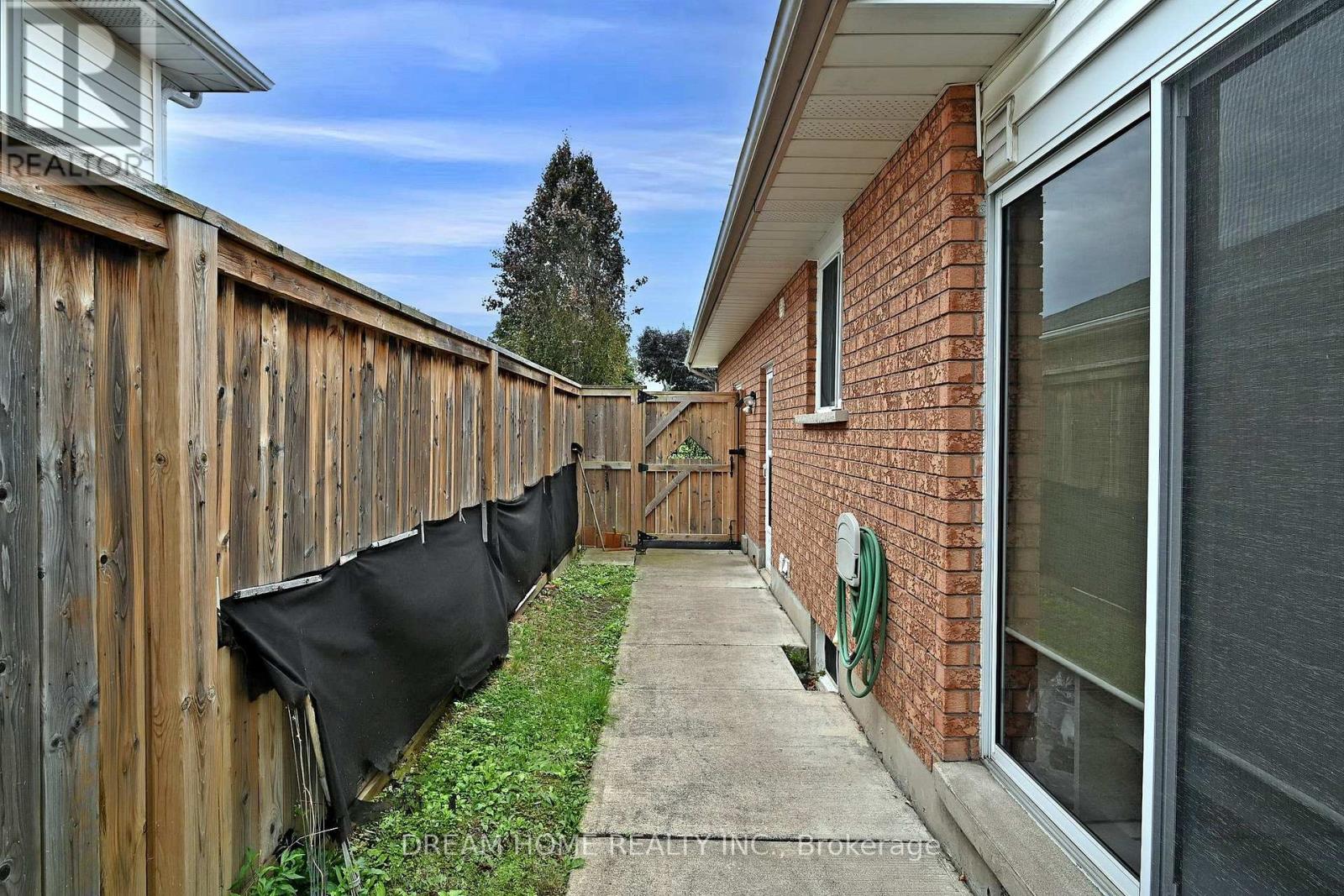 Photo 39 of 7737 Mount Carmel Boulevard, Niagara Falls ON