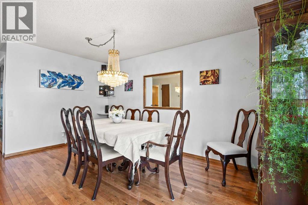 Photo 12 of 108 Templegreen Road Ne, Calgary AB