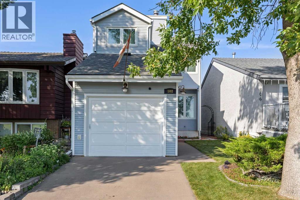 Photo 2 of 108 Templegreen Road Ne, Calgary AB