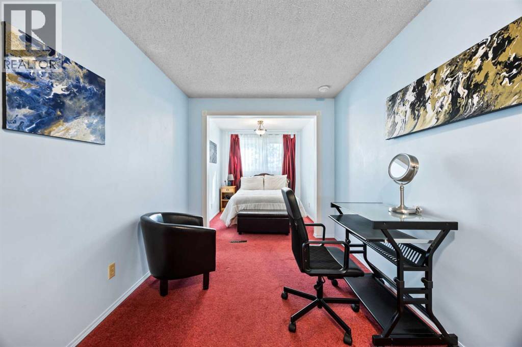 Photo 22 of 108 Templegreen Road Ne, Calgary AB