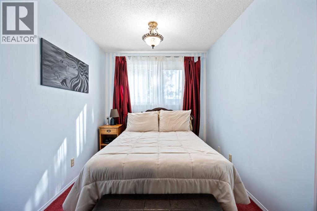 Photo 23 of 108 Templegreen Road Ne, Calgary AB