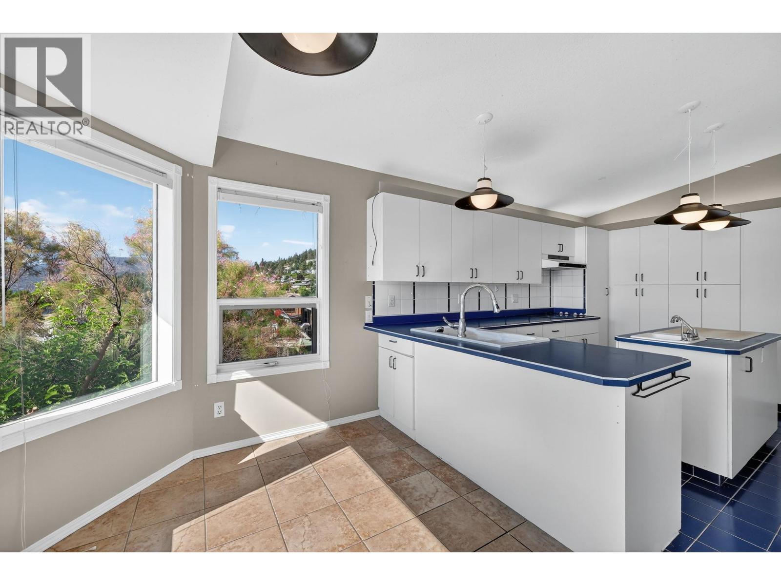 3715 Lornell Crescent, Peachland