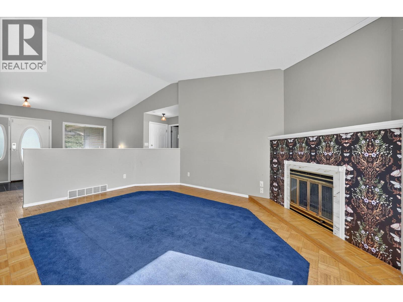 3715 Lornell Crescent, Peachland