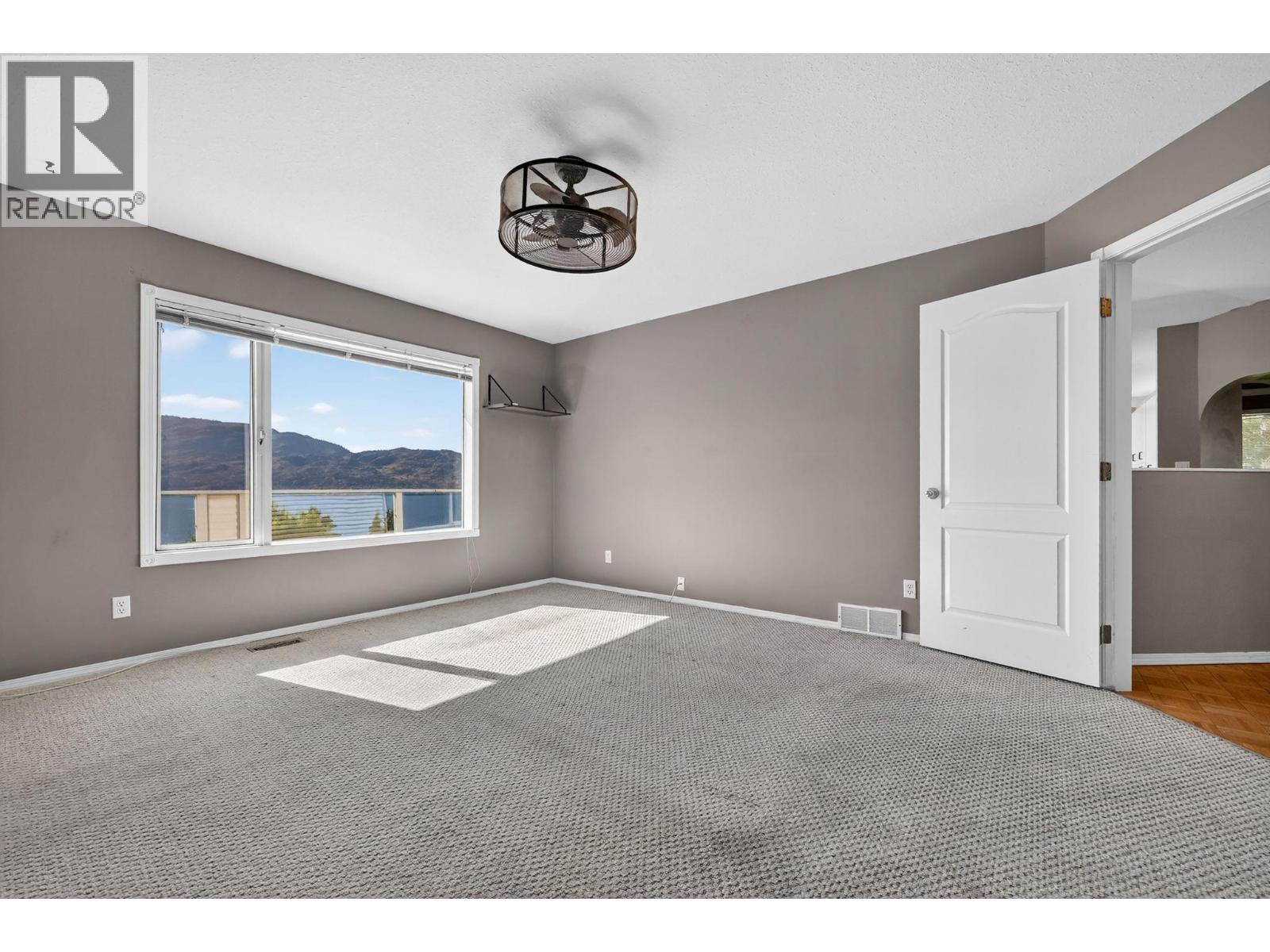 3715 Lornell Crescent, Peachland