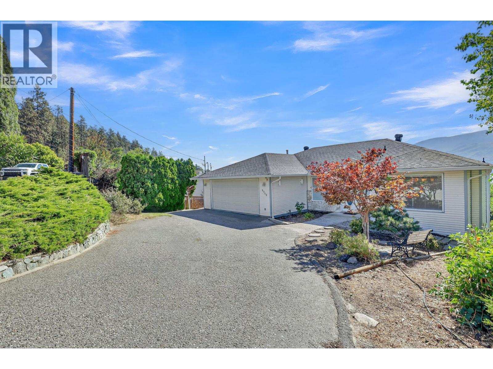 3715 Lornell Crescent, Peachland