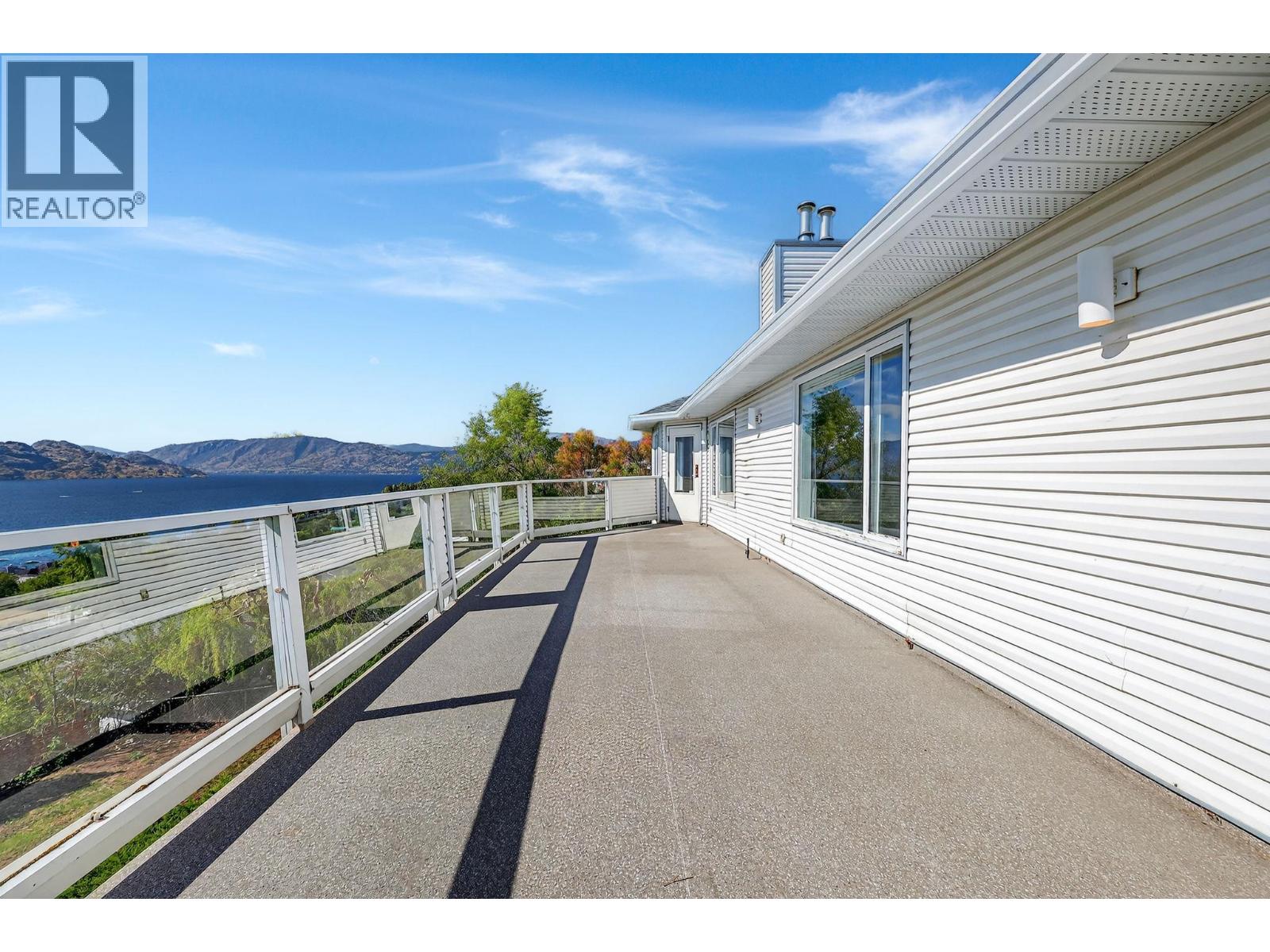 3715 Lornell Crescent, Peachland