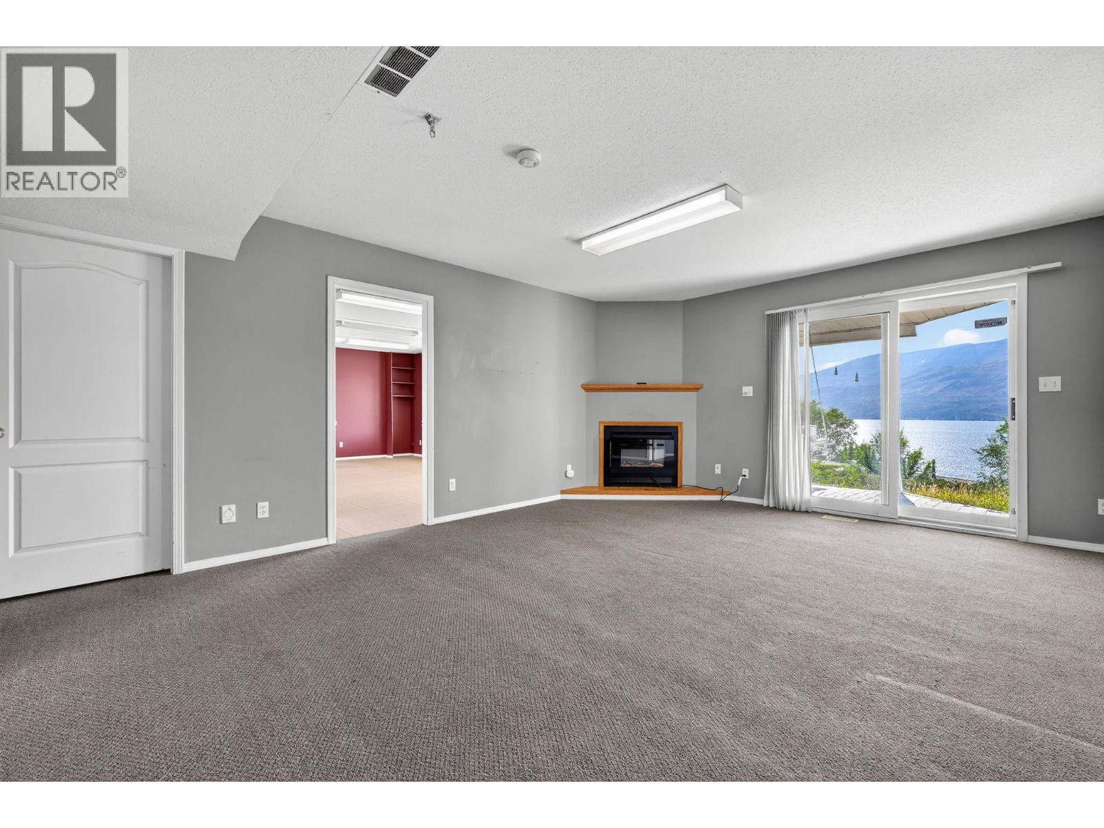 3715 Lornell Crescent, Peachland