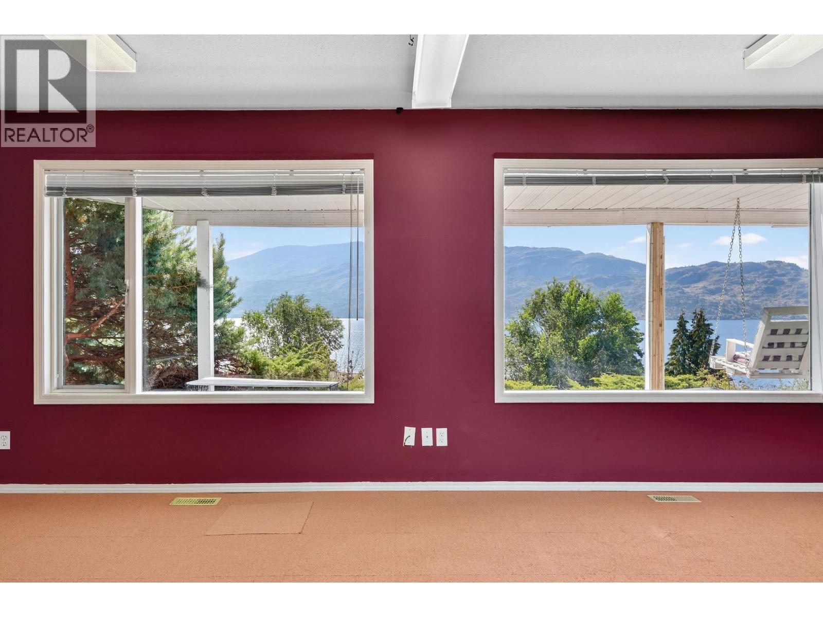 3715 Lornell Crescent, Peachland