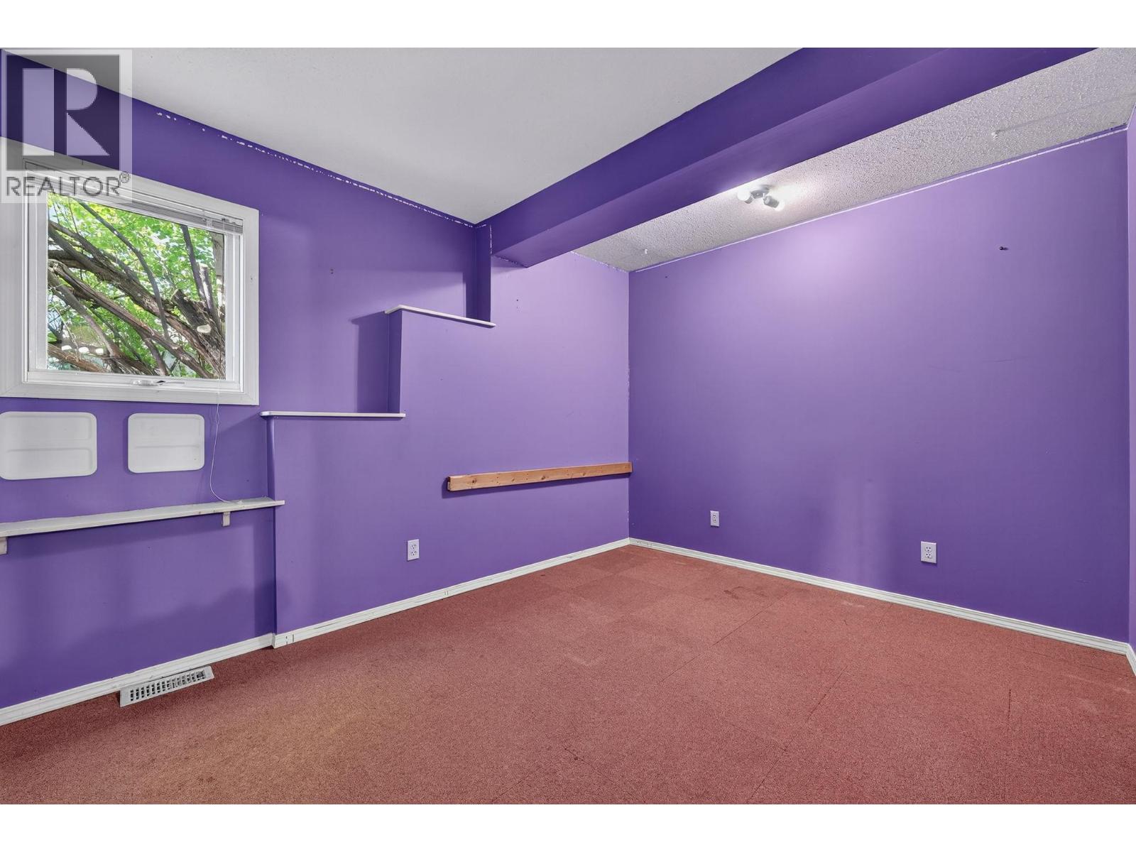 3715 Lornell Crescent, Peachland