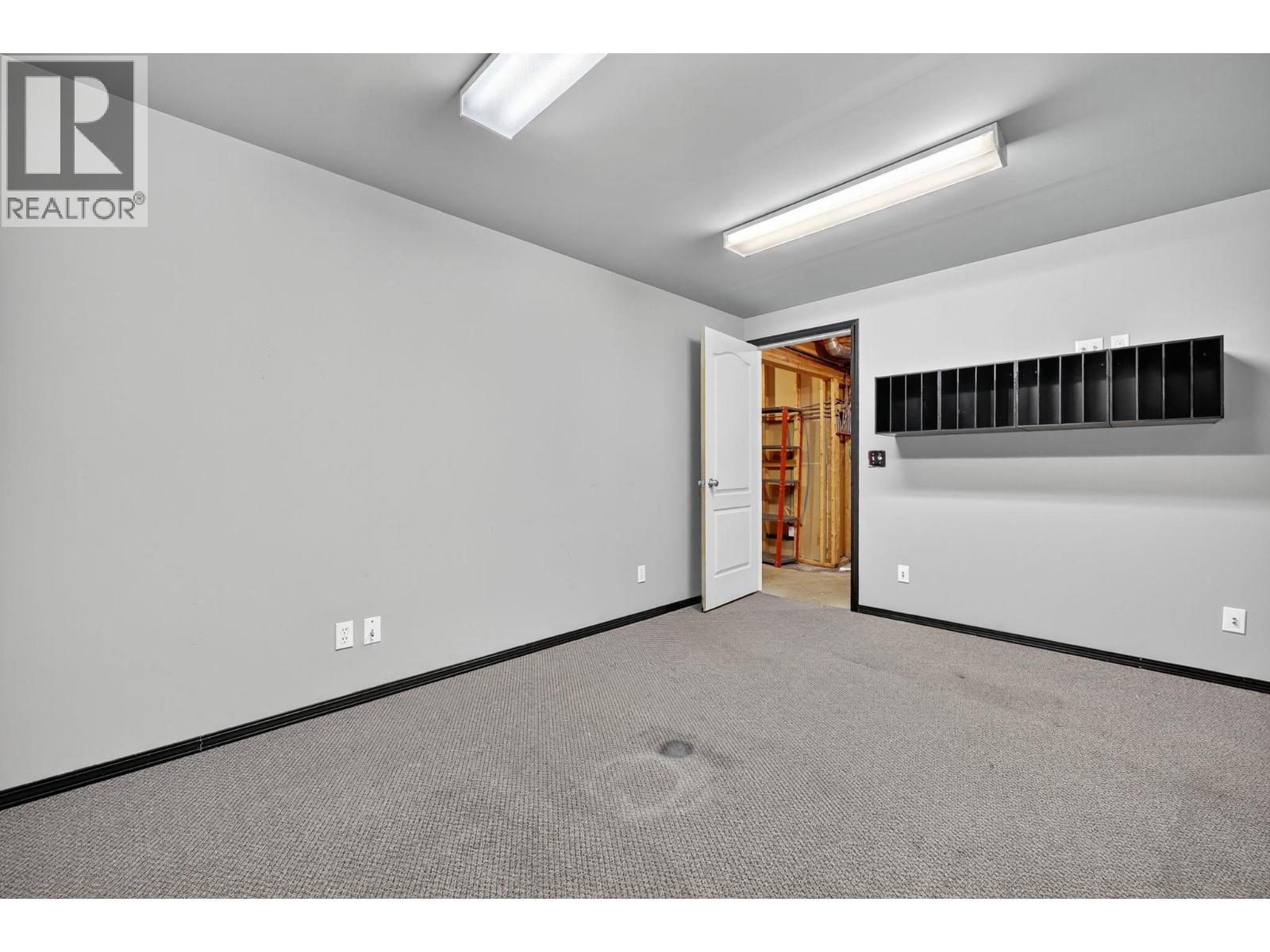 3715 Lornell Crescent, Peachland