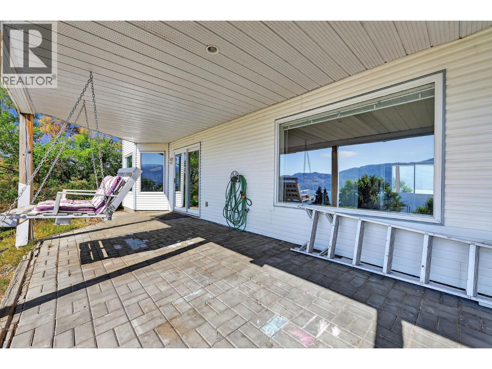 3715 Lornell Crescent, Peachland