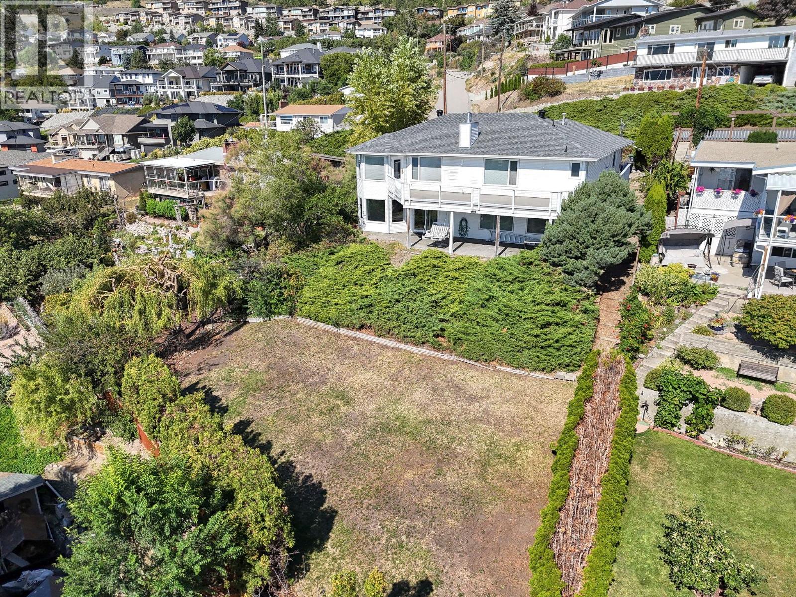 3715 Lornell Crescent, Peachland