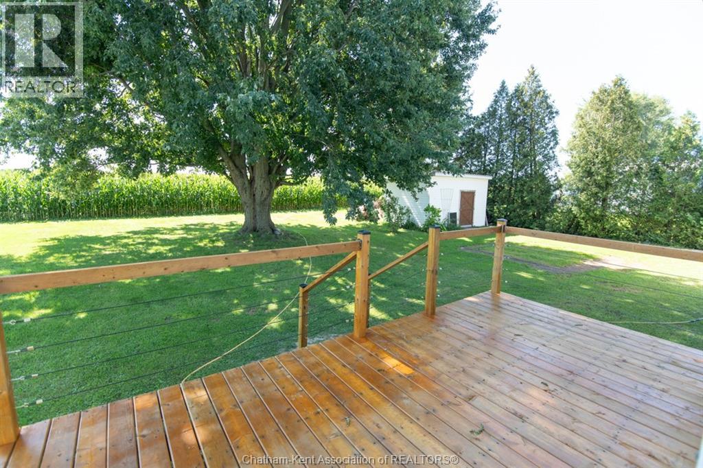 Photo 33 of 716 Mcnaughton Avenue East, Chatham ON