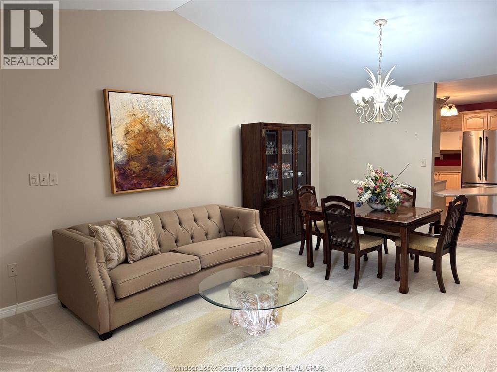 Photo 2 of 11285 Firgrove Drive, Windsor ON