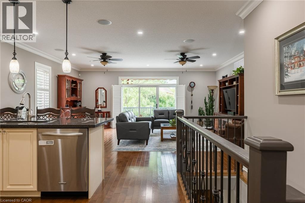 Photo 9 of 13 Iron Bridge Court, Caledonia ON
