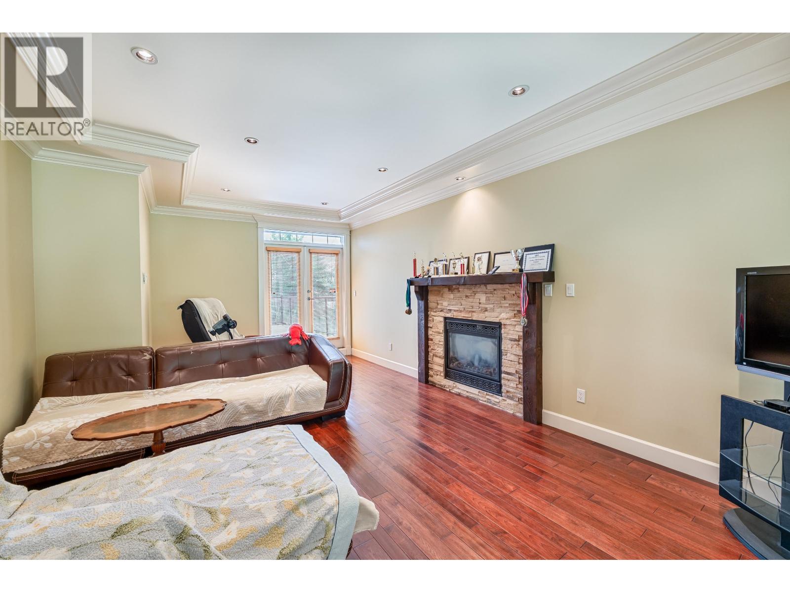 Photo 9 of 1270 Mill Street, North Vancouver BC