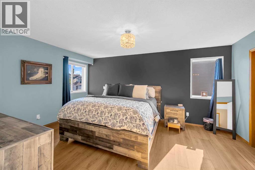 Photo 18 of 198 Panorama Hills Close Nw, Calgary AB